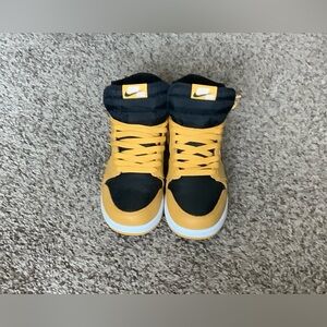 Nike Size 7 Big Kid Women Size 8 Excellent Like New Codition